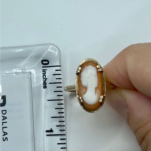 Carved Cameo Solid Yellow Gold 10k Ring - Picture 2 of 11